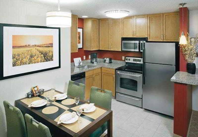 By Marriott Downtown/bricktown Hotel 3*
